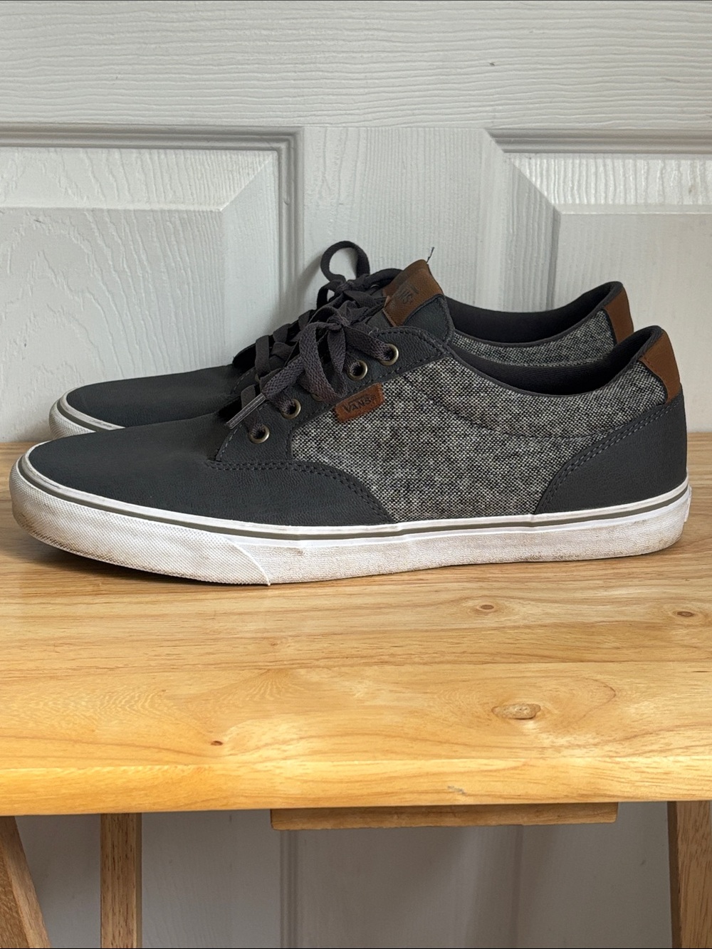 Vans Menâs Gray Canvas Low-Top Sneakers Size 13 sk8 skater Atwood classic sporty